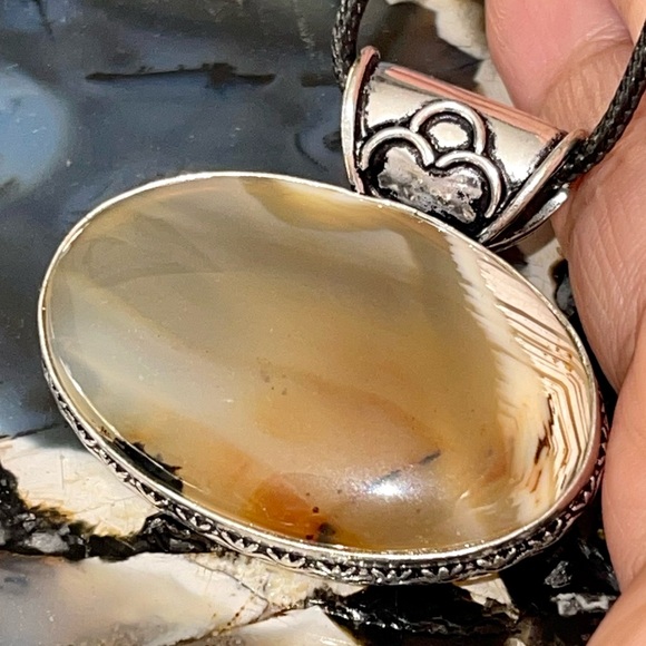 Montana Fire Agate Pendant 1 1/2”x 1 1/2” - Picture 5 of 17